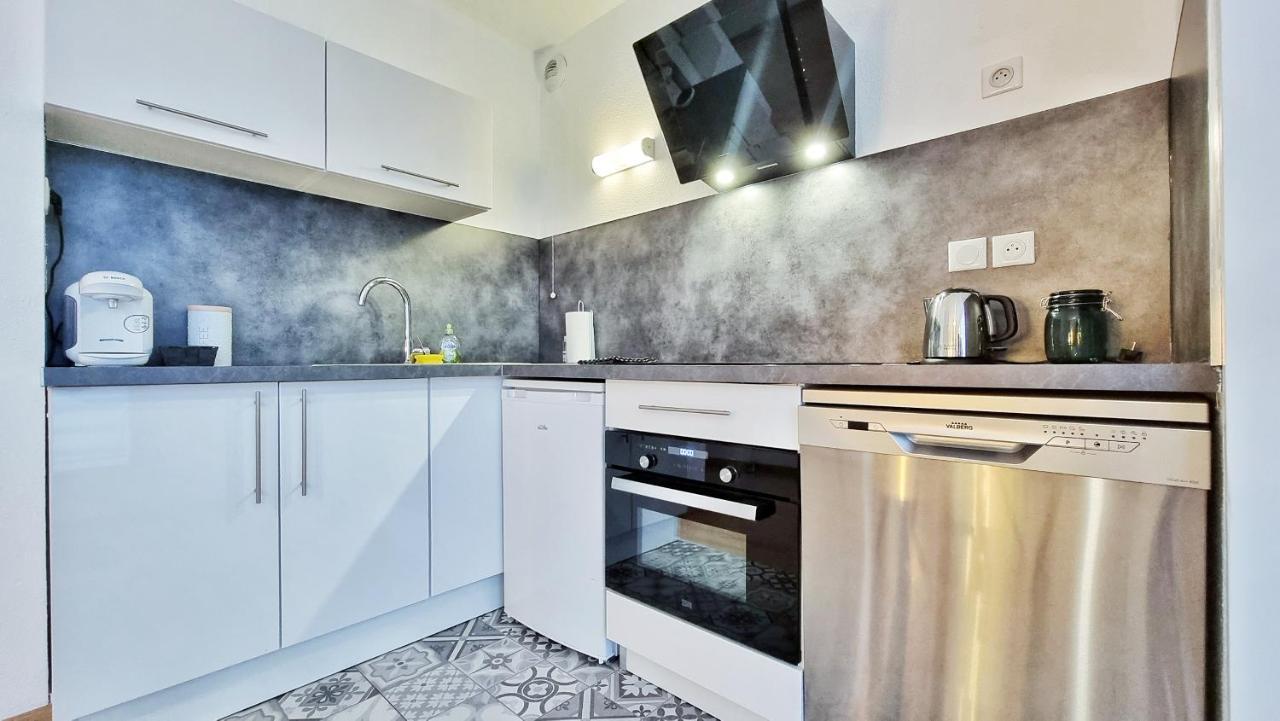 Le Smart - Parking - Terrasse - Wifi - Mulhouse - Relax Bnb Pfastatt Bagian luar foto